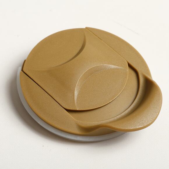 Lindt Lindor Ceramic Travel Mug & Spill Resistant Lid White Gold - Picture 7 of 8